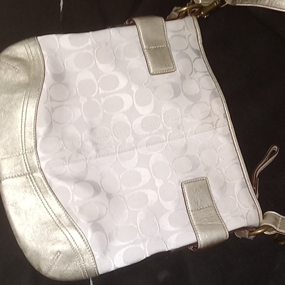 Handbag - Picture 2 of 7